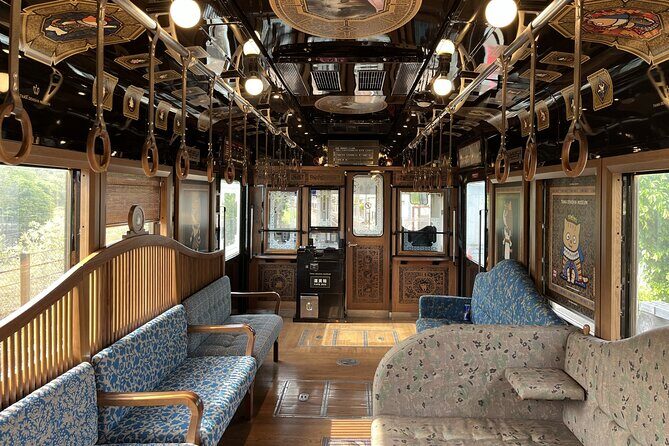 Wakayama: Cat Stationmaster Adventure on the Kishigawa Line - Key Points