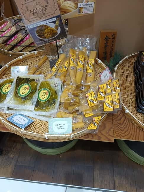 Wakayama: Private Station Food Hall Support with Guide - Detailed Review of the Wakayama Food Hall Support Tour