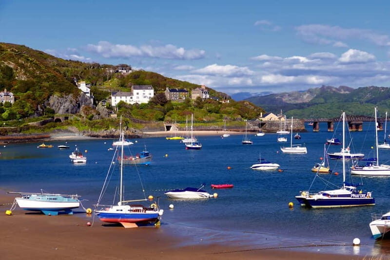 Wales' West Coast: Online Road Trip Travel Guide - In-Depth: What Makes This Guide Valuable for You