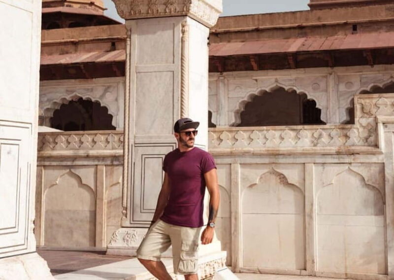 Walk and Explore Agra City: Guided Tour by Foot - FAQ