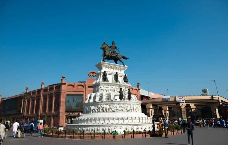 Walk and Explore Amritsar City: Guided Walking Tour by Foot - Value and Practicalities