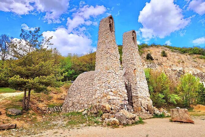 Walk to recent and aged spiritual sanctuaries near Budapest - Practical Details and Tips