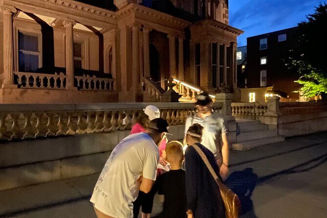 Walk With Ghosts in Portland - Key Points