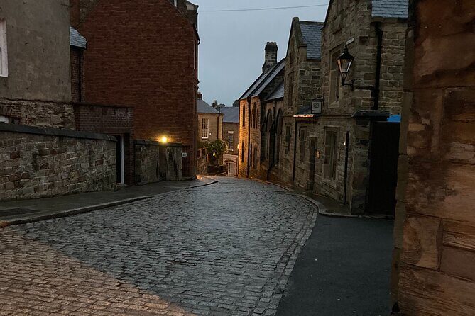 Walkabout Durham History Tour - The Full Experience: A Closer Look at the Durham Walkabout Tour