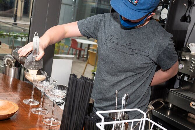 Walking Cocktail Tour in St. Catharines - The Experience: Why It Works