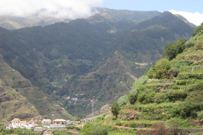 Walking Experience in the Serra D'Água Valley - Walking Experience in the Serra DÁgua Valley