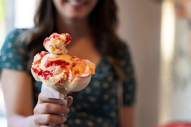 Walking Food Tour in Niagara Falls - Key Points