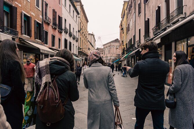 Walking in Venice Off-the-beaten Track - Key Points