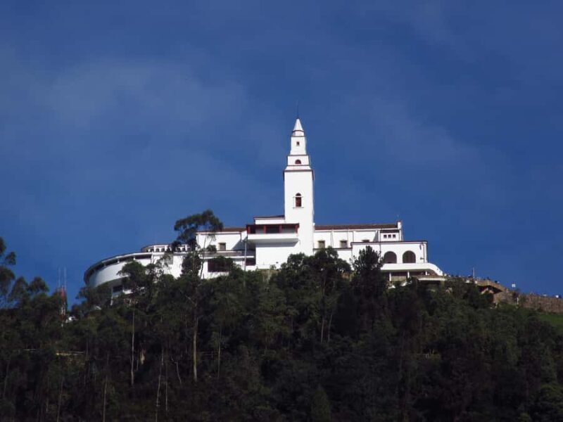 Walking Monserrate + guide 2 hrs VIP tickets skip the line - Walking Monserrate + Guide 2 hrs VIP Tickets Skip the Line