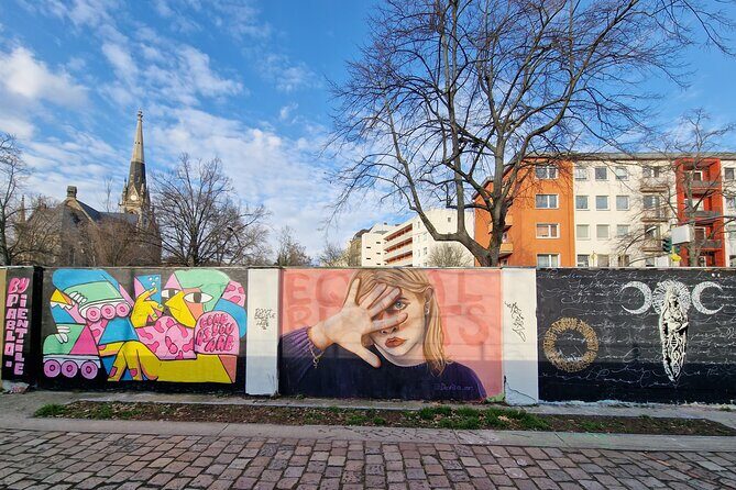Walking on the Wall: 3-Hour Tour in Berlin - The Experience: What It’s Like on the Ground