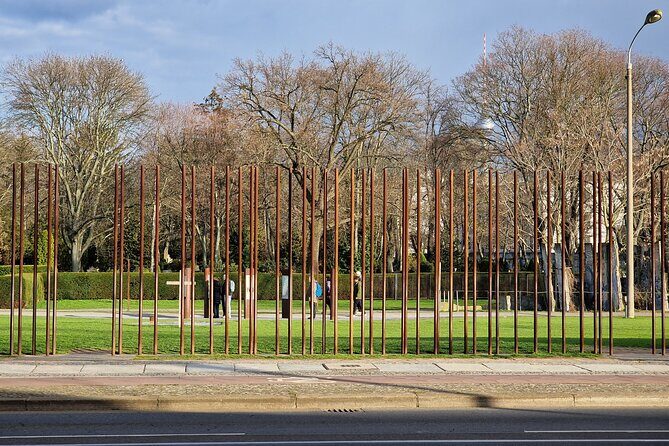 Walking on the Wall: 3-Hour Tour in Berlin - Who Should Consider This Tour?
