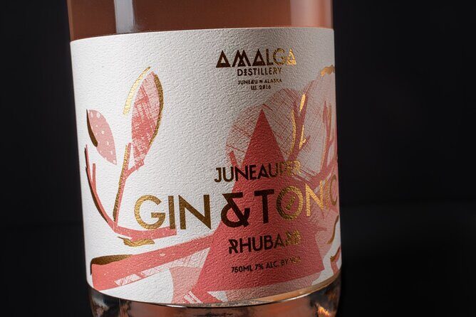 Walking Pub Crawl in Downtown Juneau - Exploring Juneaus Nightlife and History on Foot