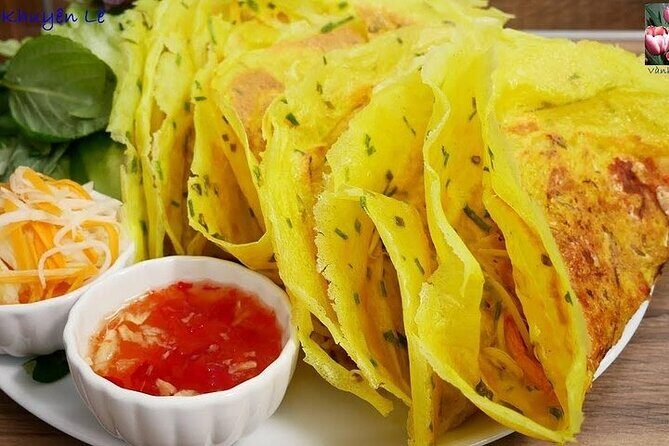 Walking Street Food Tour in Hanoi and Train Street - Key Points