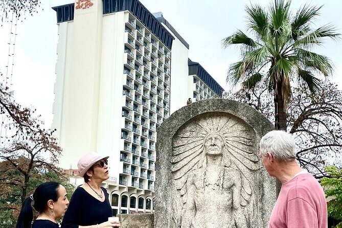 Walking Tour Along the San Antonio Riverwalk And Around Downtown - Practical Tips for Travelers