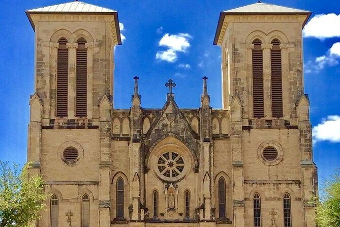 Walking Tour Along the San Antonio Riverwalk And Around Downtown - Final Thoughts: Who Will Love This Experience?