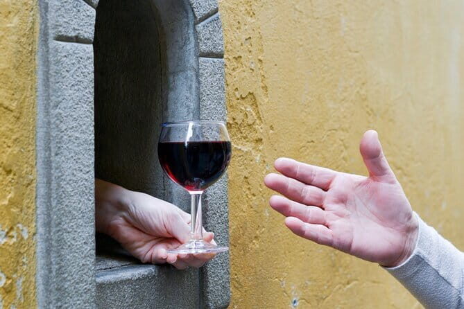 Walking Tour and Wine Experience in Florence - In-Depth Review: Exploring Florence on Foot with a Taste of Wine
