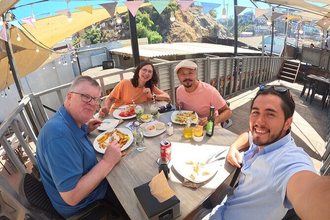 Walking Tour at Valparaiso and Viña with Lunch Starts in Santiago - FAQs