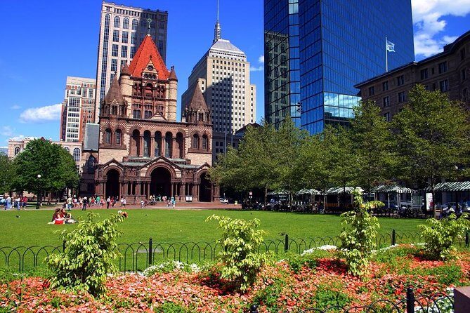 Walking Tour Downtown Freedom Trail + Beacon Hill & Copley Square - Exploring Beacon Hill’s Historic Charm