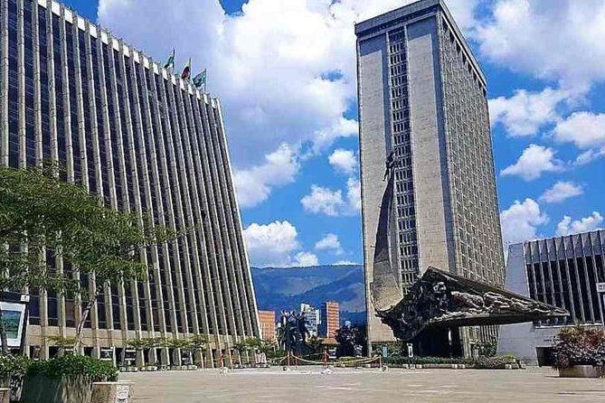 Walking tour downtown Medellín - Key Points