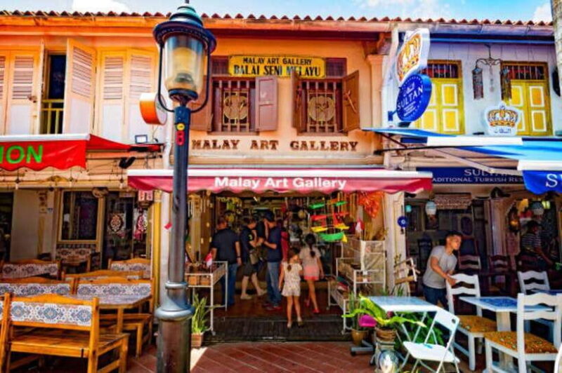 Walking Tour: Exploring Singapores Kampong Glam ! - Key Points