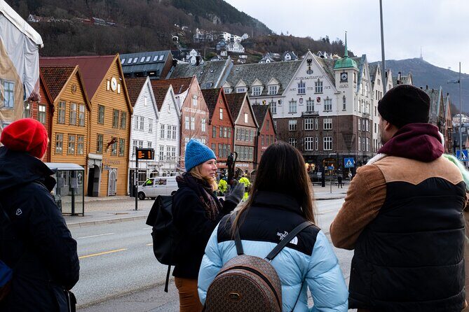 Walking Tour in Bergen of the Past and Present - A Detailed Look at the Bergen Past and Present Walking Tour