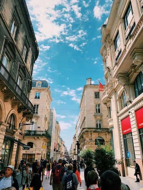 Walking Tour in Bordeaux with Tastings and Stories - An In-Depth Look at the Experience
