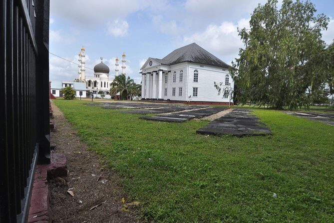 Walking Tour in Downtown Paramaribo - Why This Tour Offers Real Value