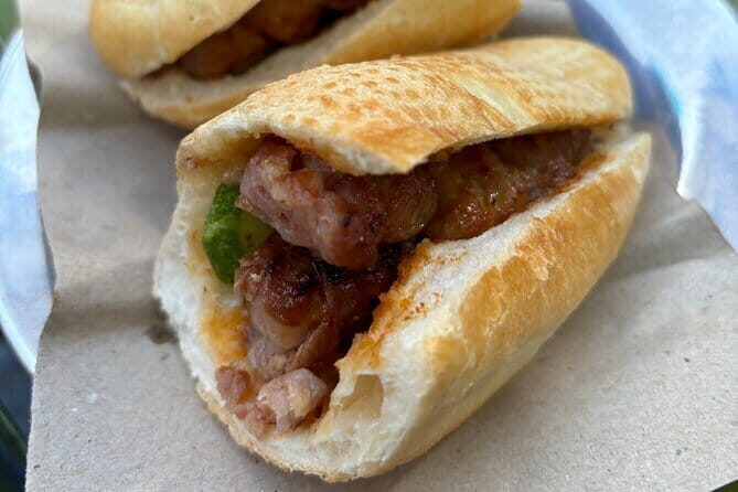 Walking Tour in Hanoi Old Quarter with Street Food & Coffee - The Experience and Atmosphere