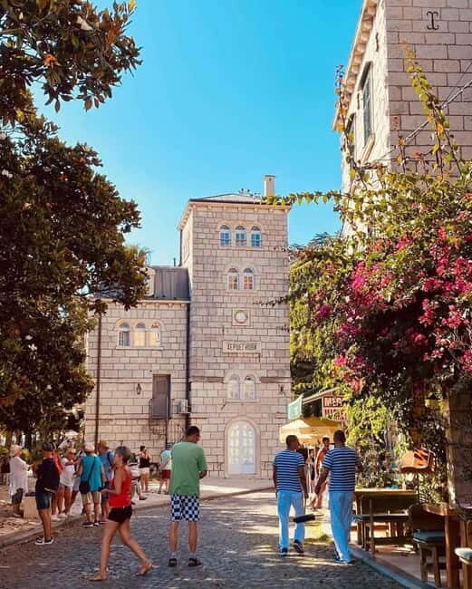 Walking Tour in Herceg Novi: Discover Old Town - Key Points