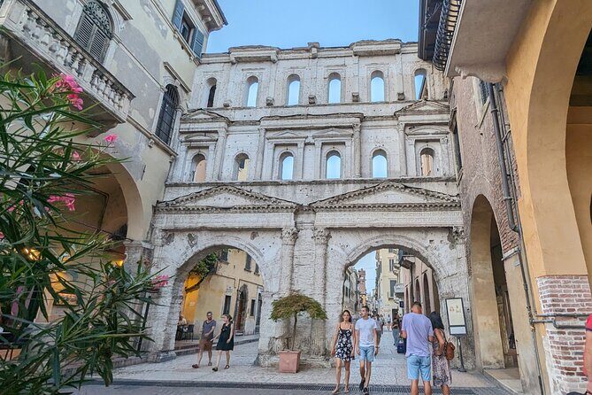 Walking Tour in Verona: 9+ Landmarks with Live Guide - Walking Tour in Verona: 9+ Landmarks with Live Guide