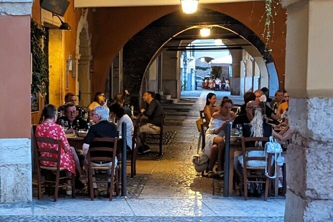 Walking Tour in Verona: 9+ Landmarks with Live Guide - FAQ