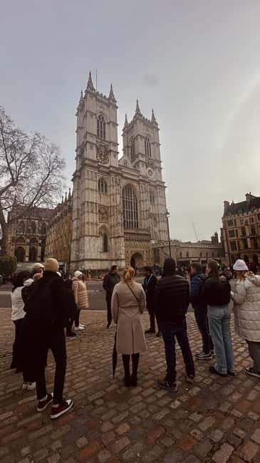 Walking tour: London icons - A Practical Look at the London Icons Walking Tour