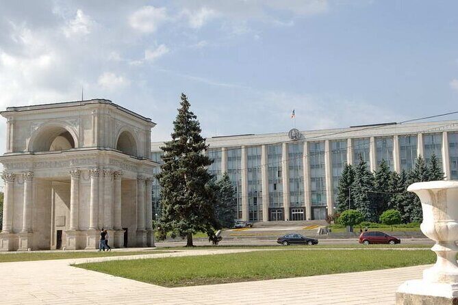 Walking Tour of Chisinau with Local Guide - Practical Tips for Making the Most of Your Tour