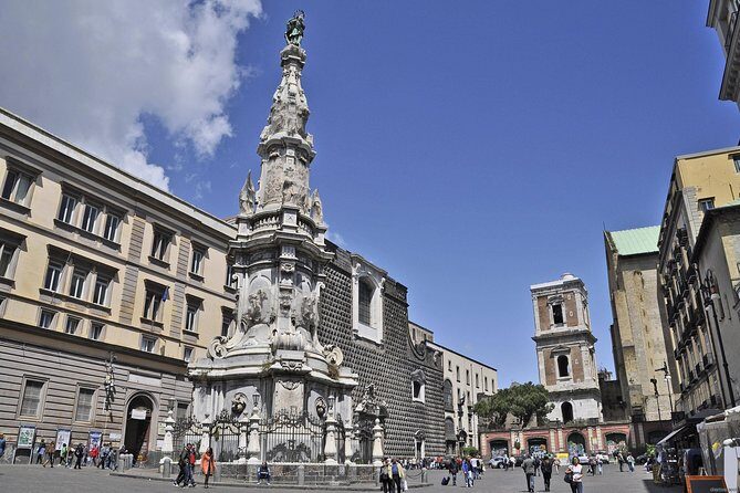Walking Tour of Historic Naples - An In-Depth Look at the Walking Tour of Naples