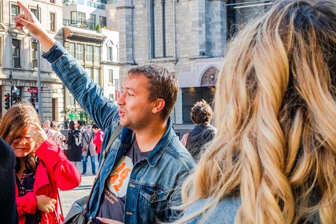 Walking tour of Old Montreal - 16/42 Tours - Who Should Consider This Tour?