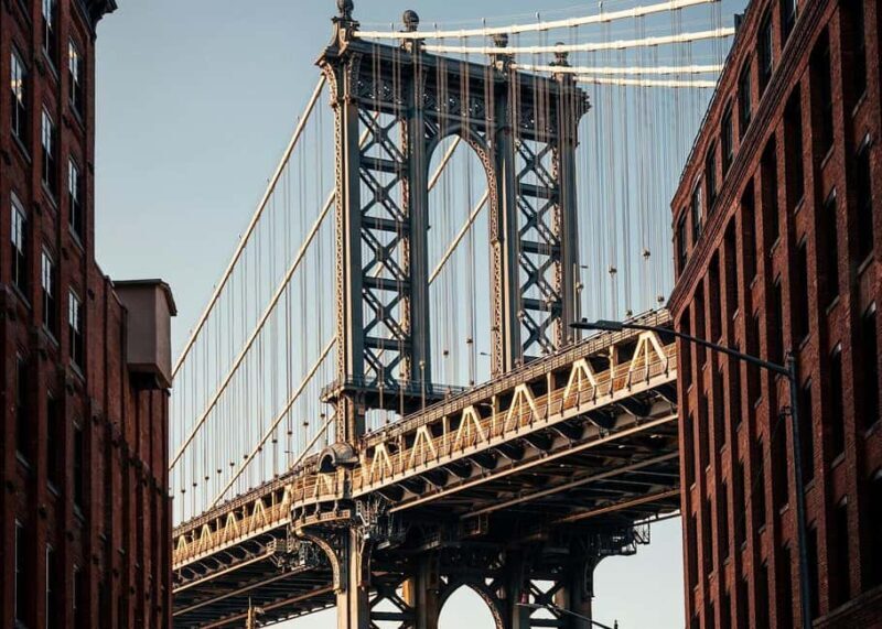 Walking tour of the Brooklyn Bridge and Dumbo - A Detailed Look at the Tour Experience