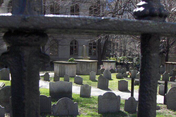 Walking Tour of the Downtown Boston Freedom Trail - History & Architecture - Authentic Experiences from Travelers