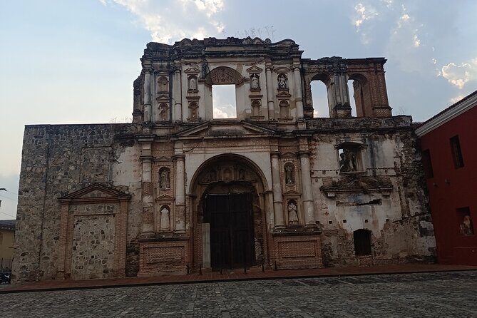 Walking Tour of the Wonders of La Antigua Guatemala - A Closer Look at the Itinerary