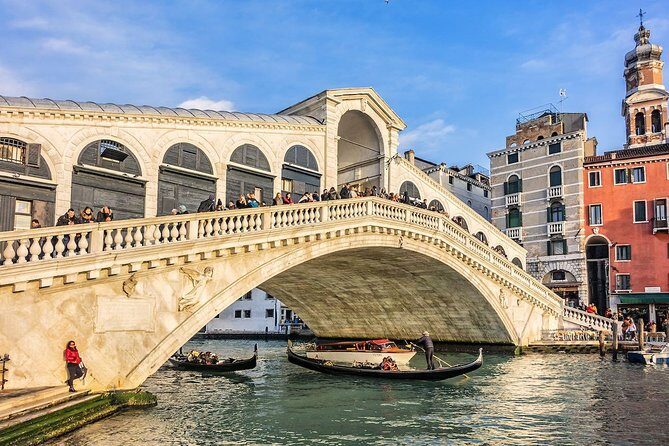 Walking Tour of Venice with Mini Cruise - Key Points