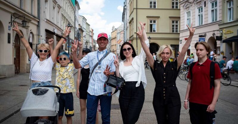 Walking Tour of Warsaw: Old Town Tour - 2-Hours of Magic! - Discovering Warsaw’s Old Town