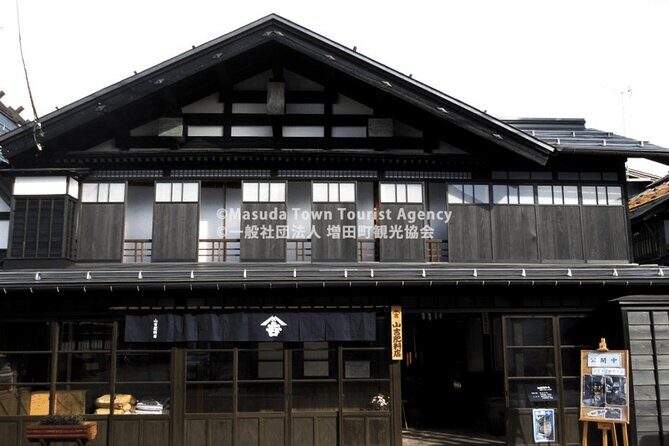 Walking Tour of Wealthy Merchant's Storehouses in Akita - FAQ