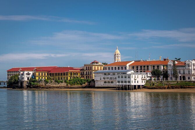 Walking tour through the Hidden treasures and gems of Casco Viejo - Key Points