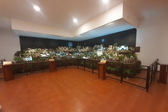 Walking tour through the Hidden treasures and gems of Casco Viejo - Frequently Asked Questions