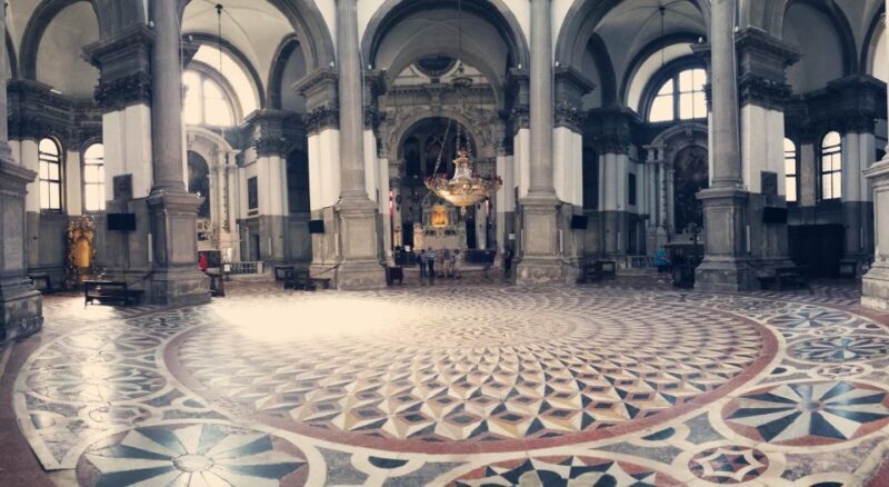 Walking Tour to Uncover the Hidden Venice - The Sum Up