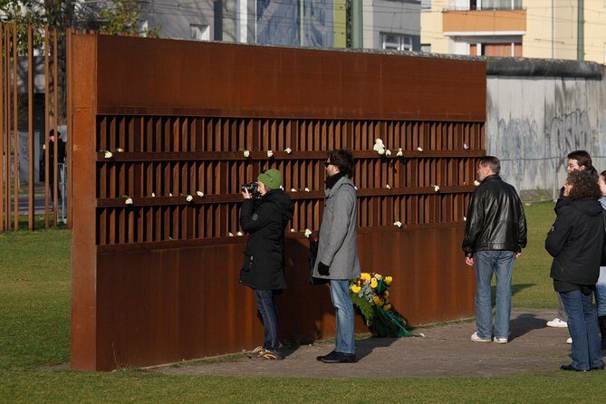 Wall Tour Berlin - Fates, Heroes & Love Stories - Practicalities and What to Expect