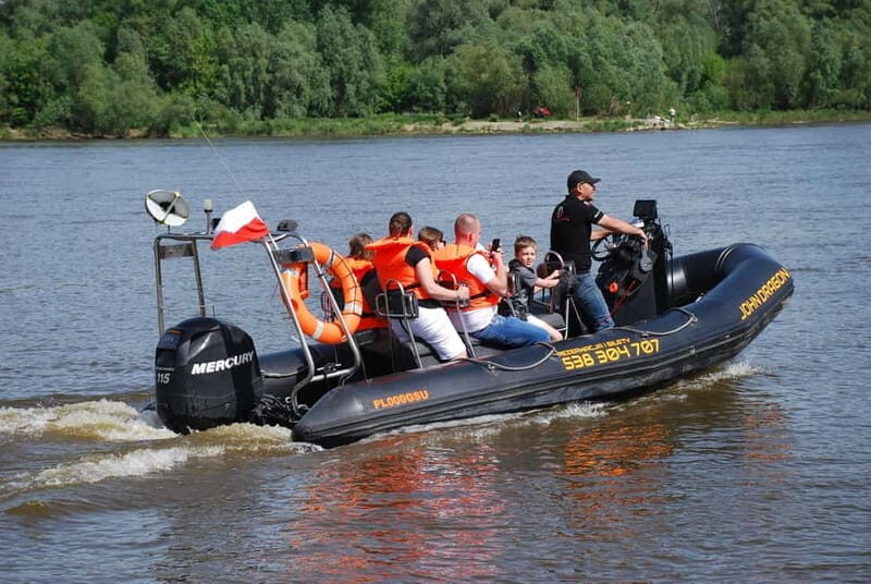 Warsaw: Adrenaline Ride on the Vistula River (Wisa) - A Detailed Look at the Experience