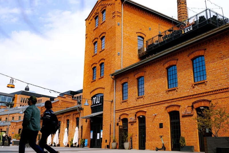 Warsaw: "Cheers on Wheels" Vodka Tasting Tour by Retro Bus - FAQ