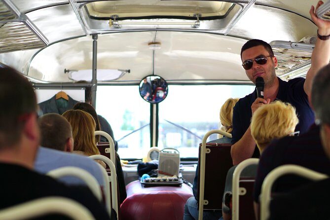 Warsaw City Sightseeing in a Retro Bus - A Detailed Review of the Warsaw Retro Bus Tour