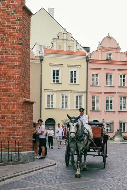 Warsaw: Guided Walking Tour with a Private Chopin Concert - Exploring Warsaw’s Historic and Cultural Heart