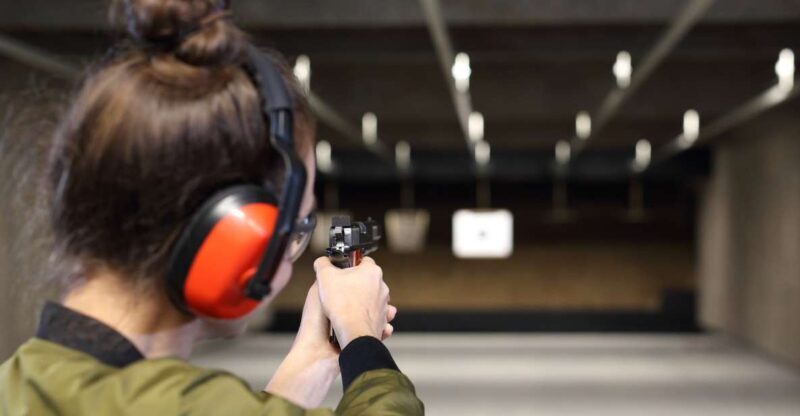 Warsaw: Gun Shooting Experience with Transfers - An Authentic and Safe Firearms Experience in Warsaw